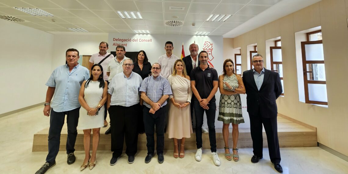 Turisme Comunitat Valenciana y APTUR unidos contra la economía sumergida en el sector del alojamiento turístico