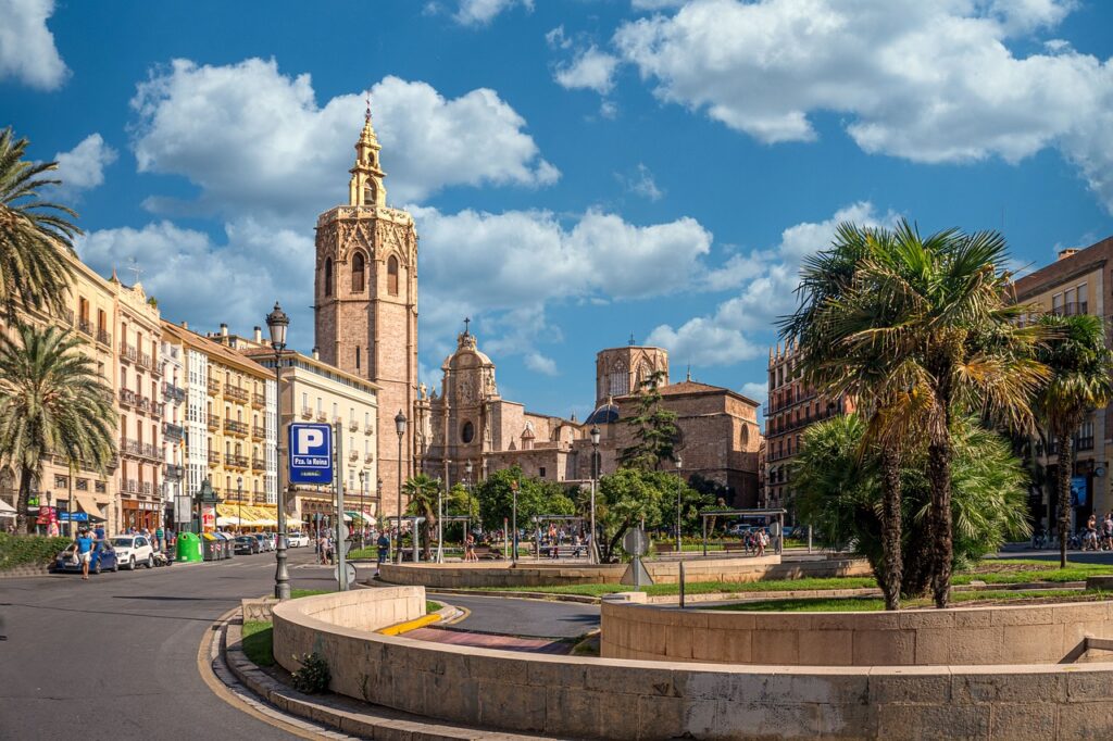 Más de la mitad de los turistas de la Comunitat eligen alojarse en Viviendas de Uso Turístico